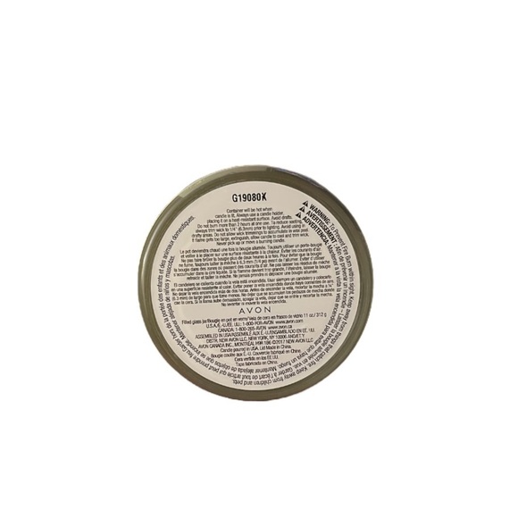 Brand New Avon Coastal Lilies 11 Oz 3 Wick Candle - Picture 2 of 3